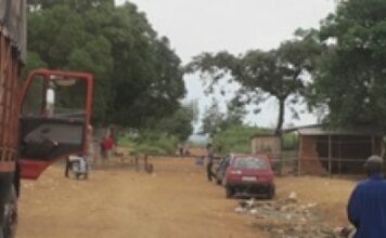 The road to the Angolan Border